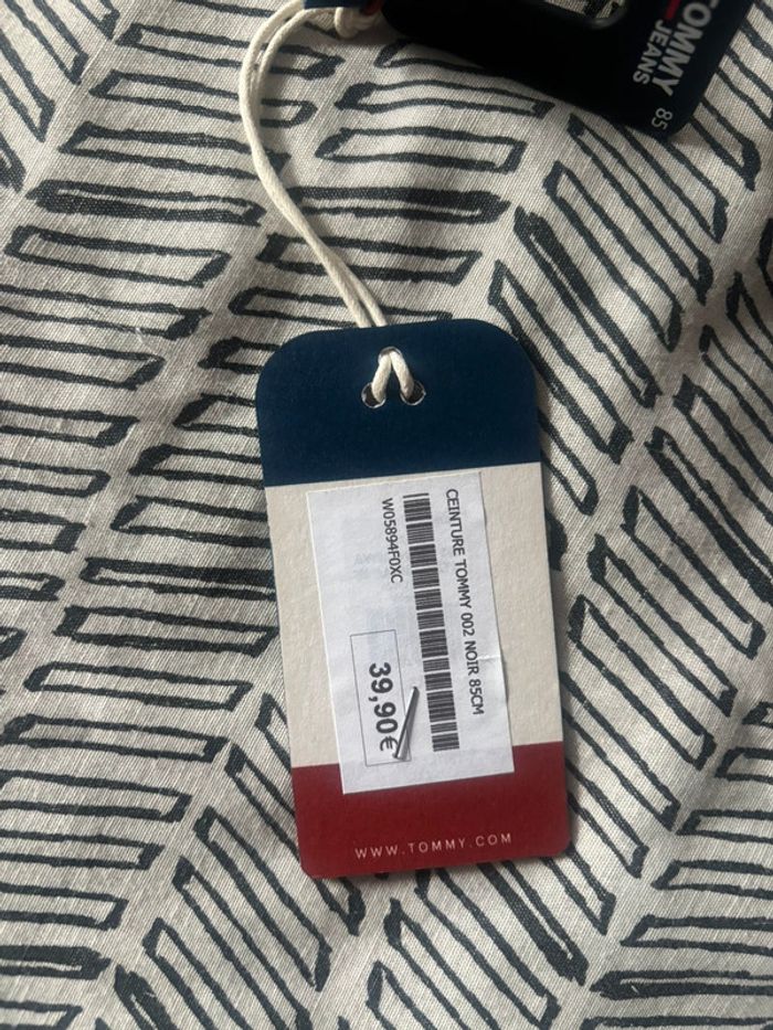Ceinture femme Tommy jeans 85cm neuf avec étiquette - photo numéro 3