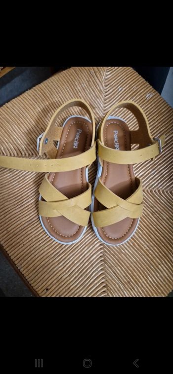 Sandalle fille taille 29