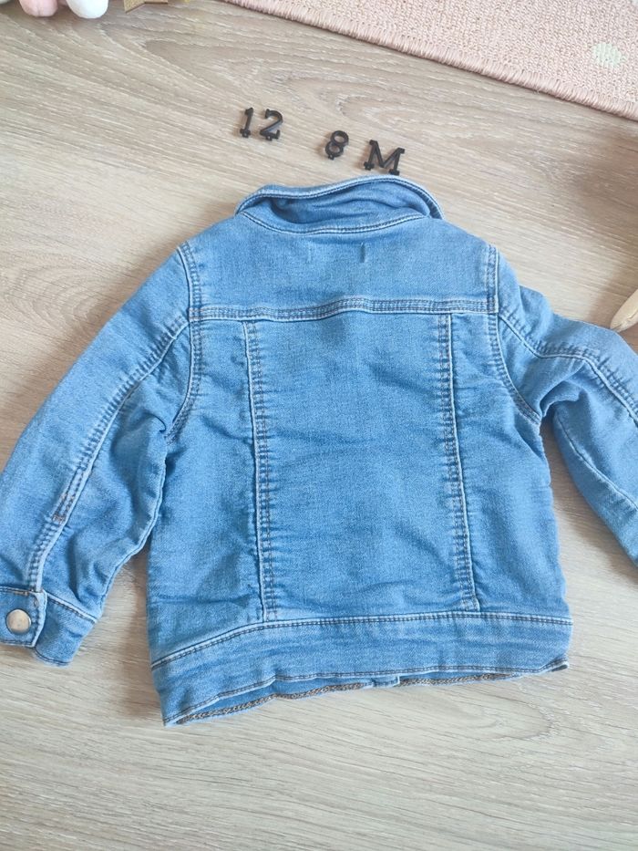 Veste en jean, Primark pour bébé fille, taille 12/18 mois - photo numéro 3