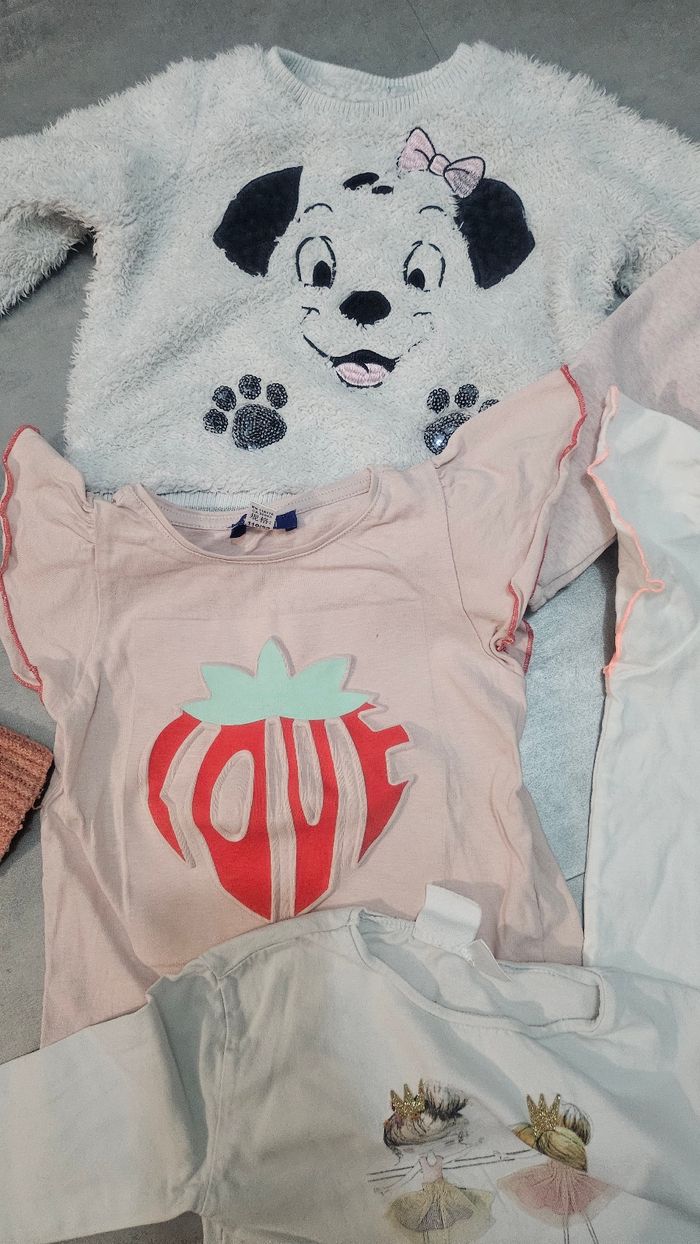 Lot vêtements fille 4 ans - photo numéro 6