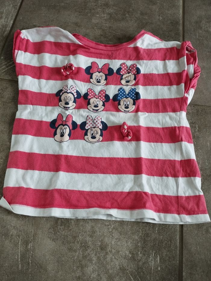 Lot de 30 habit filles, robe été, t-shirt manche longue et courte. - photo numéro 6