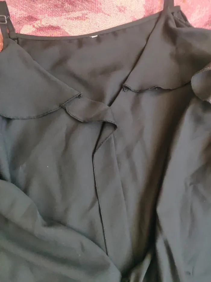 Blouse épaule dénudé - photo numéro 2