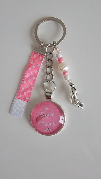 Cadeau mamie, porte clé message bijoux de sac " super mamie"