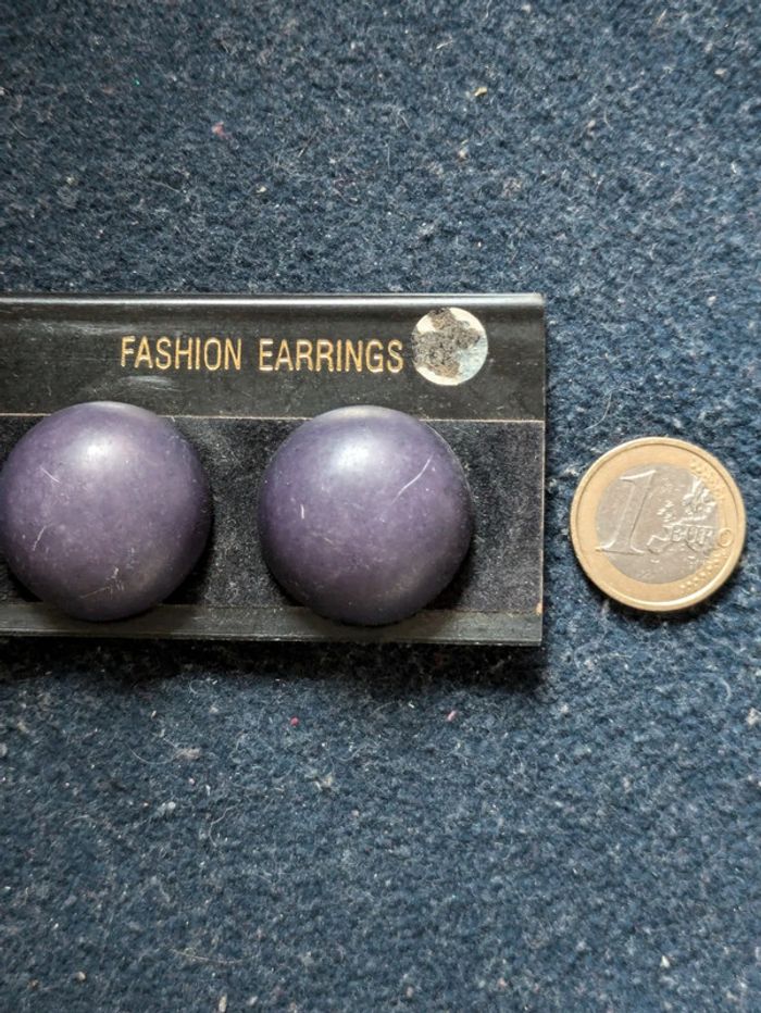 Boucles d'oreilles a clips bleu marine - photo numéro 3