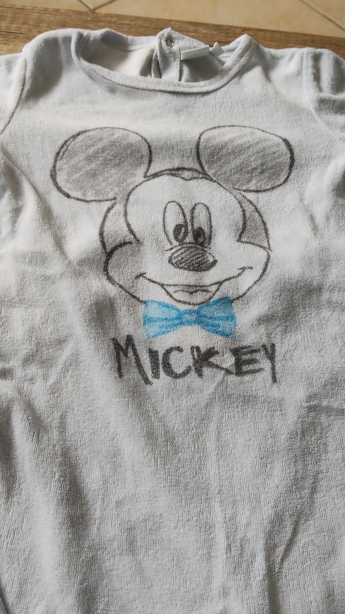 Pyjama 1 pièce Mickey 24 mois - photo numéro 2
