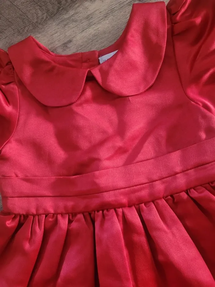 Petite robe de fête - photo numéro 2