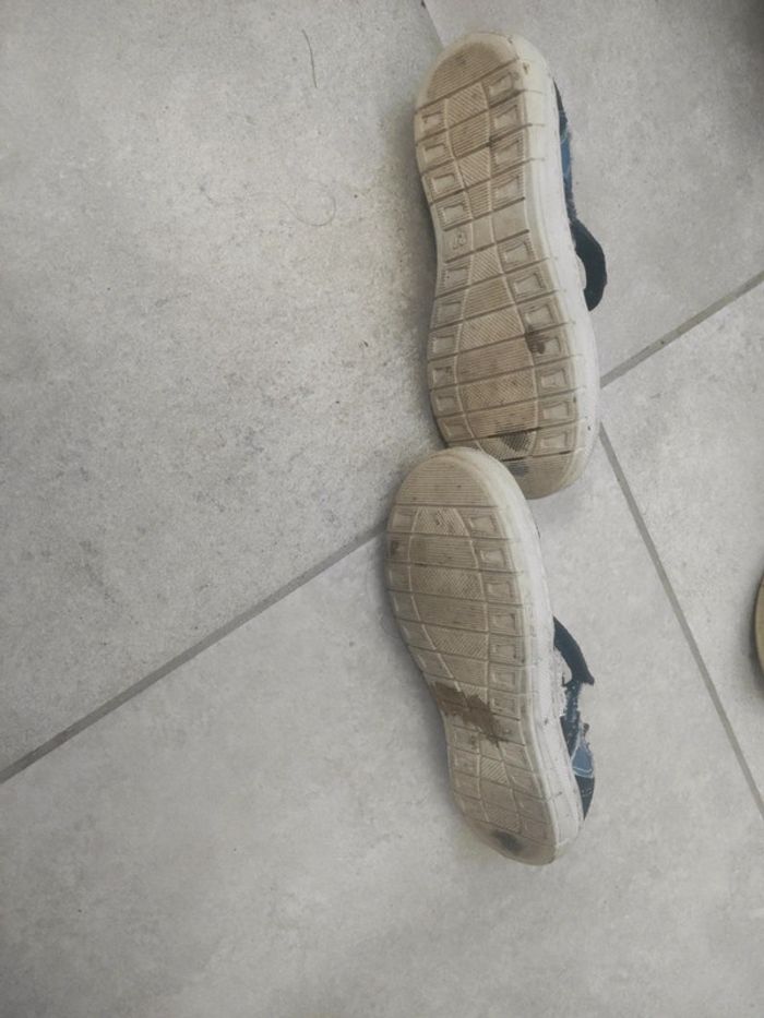 Lot de chaussures : bottines, baskets,ballerines et chaussures à lacet en cuir 27 - photo numéro 3