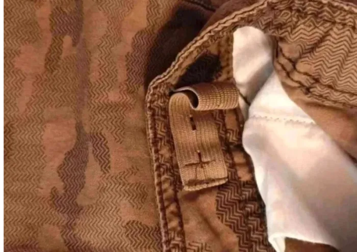 Pantalon  camouflage  très bon  état  9  ans - photo numéro 5