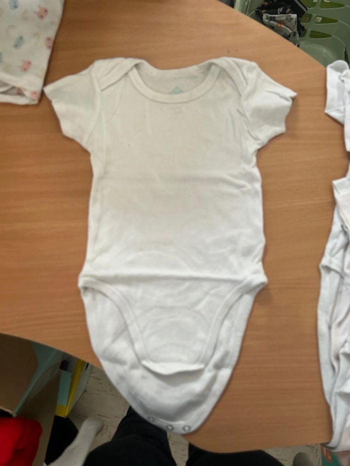 Lot 7 body manche courtes - photo numéro 3