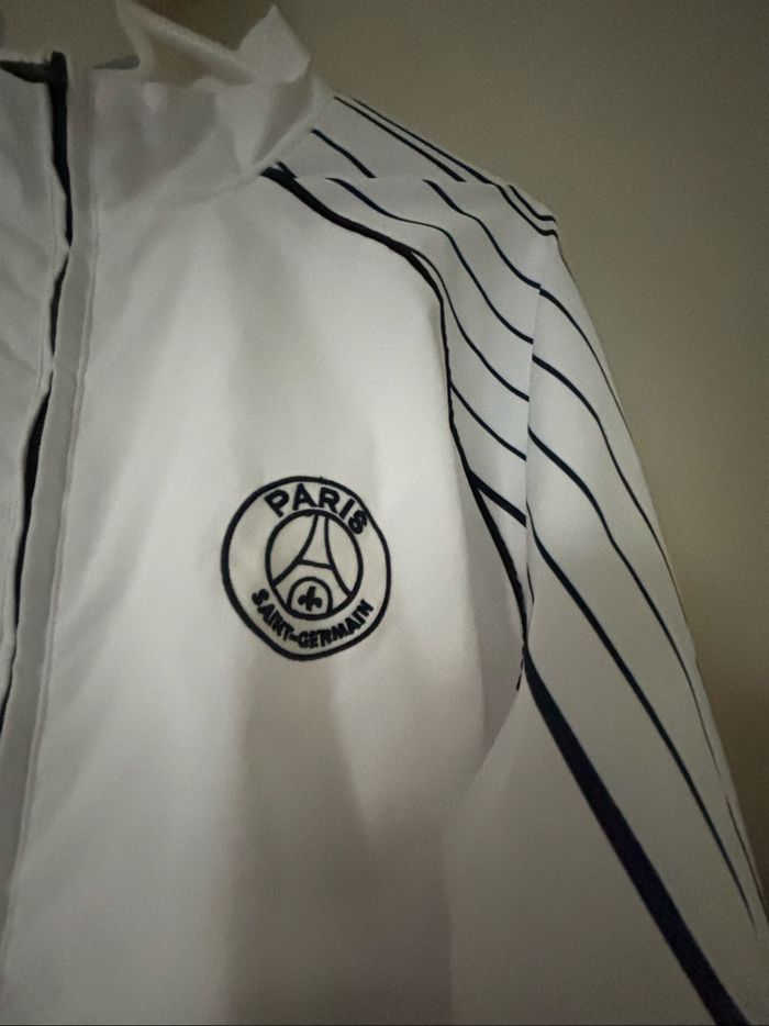 Veste PSG X Jordan - photo numéro 4