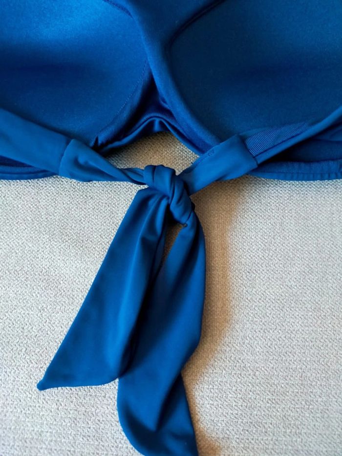Haut de bikini bleu bandeau – 6 exemplaires – Taille 80 (équiv. 90B / 36-38) - photo numéro 3