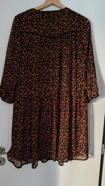 Robe camaïeu taille 40