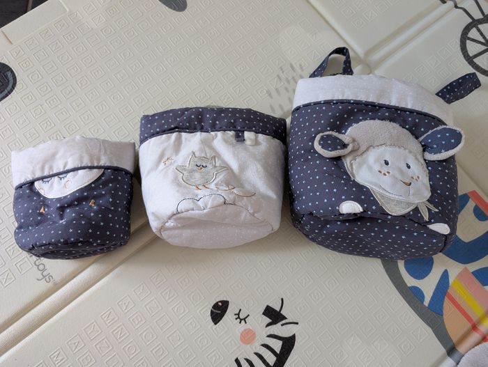 Lot SAUTHON MERLIN – Mobile musical, tapis d’éveil, tour de lit et accessoires bébé - photo numéro 6