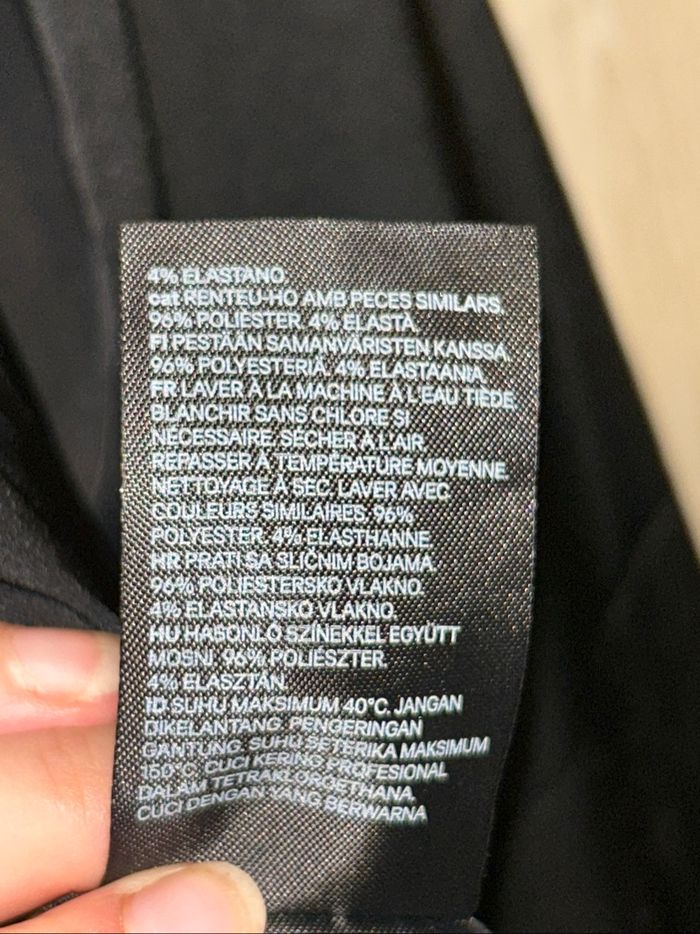 Chemise H&M Taille S/M Neuve Satiné - photo numéro 3