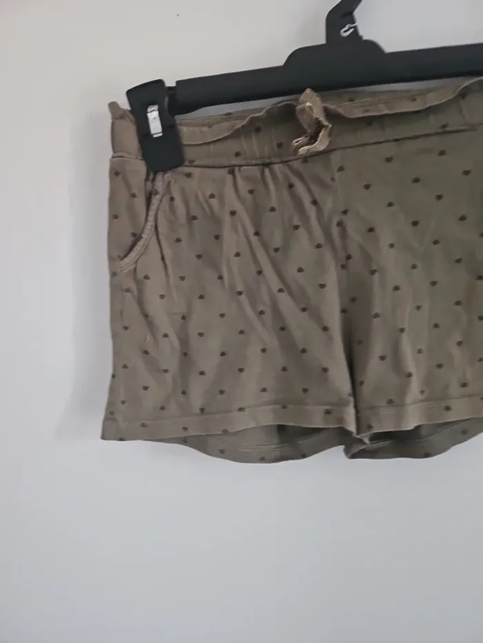 Short kaki fille 8 ans - photo numéro 2