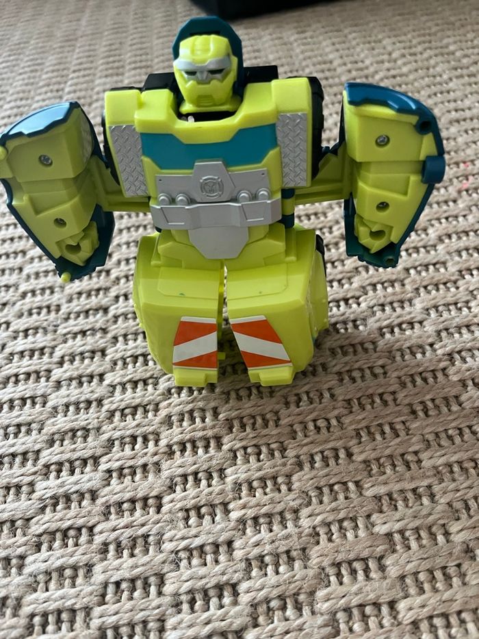 Lot de 2 figurines transformers - photo numéro 2