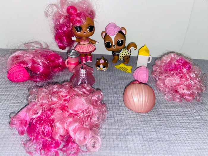 Poupée lol surprise