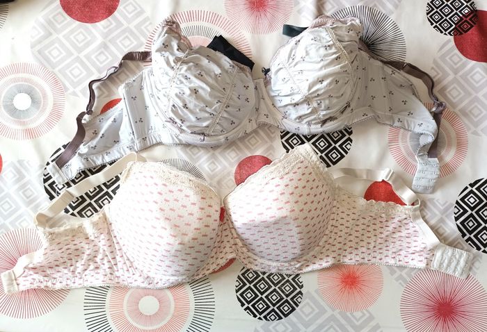Lot 2 Soutiens-gorge grossesse allaitement 95F - photo numéro 2