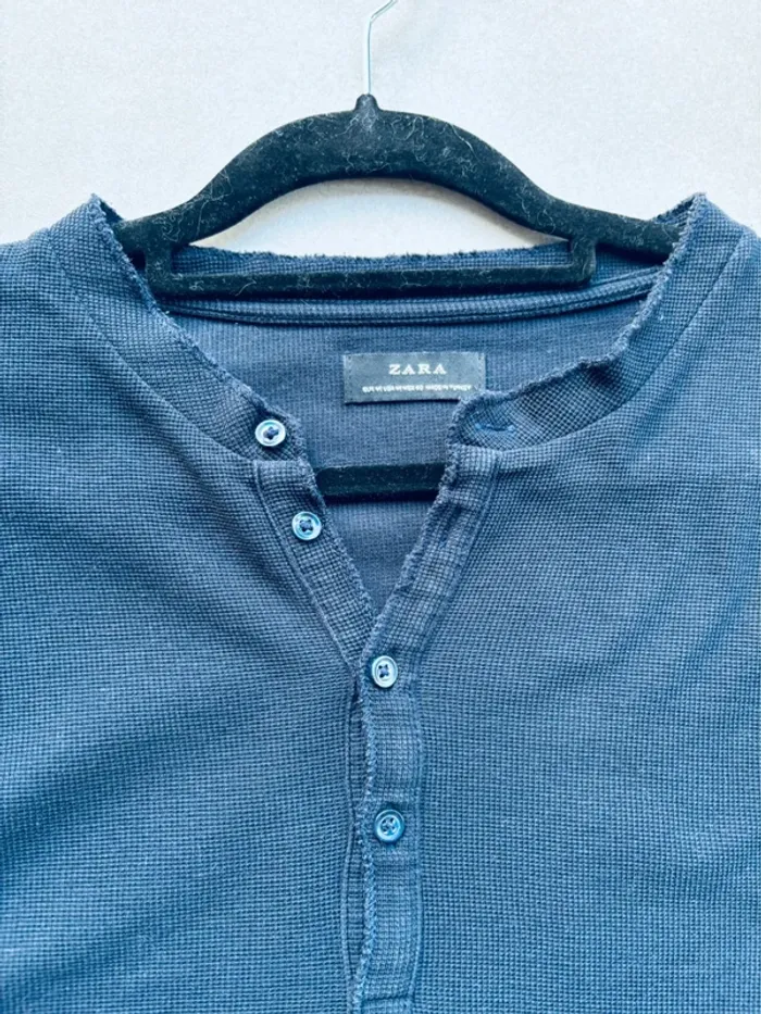 Magnifique t-shirt manches longues homme bleu marine Zara - photo numéro 3