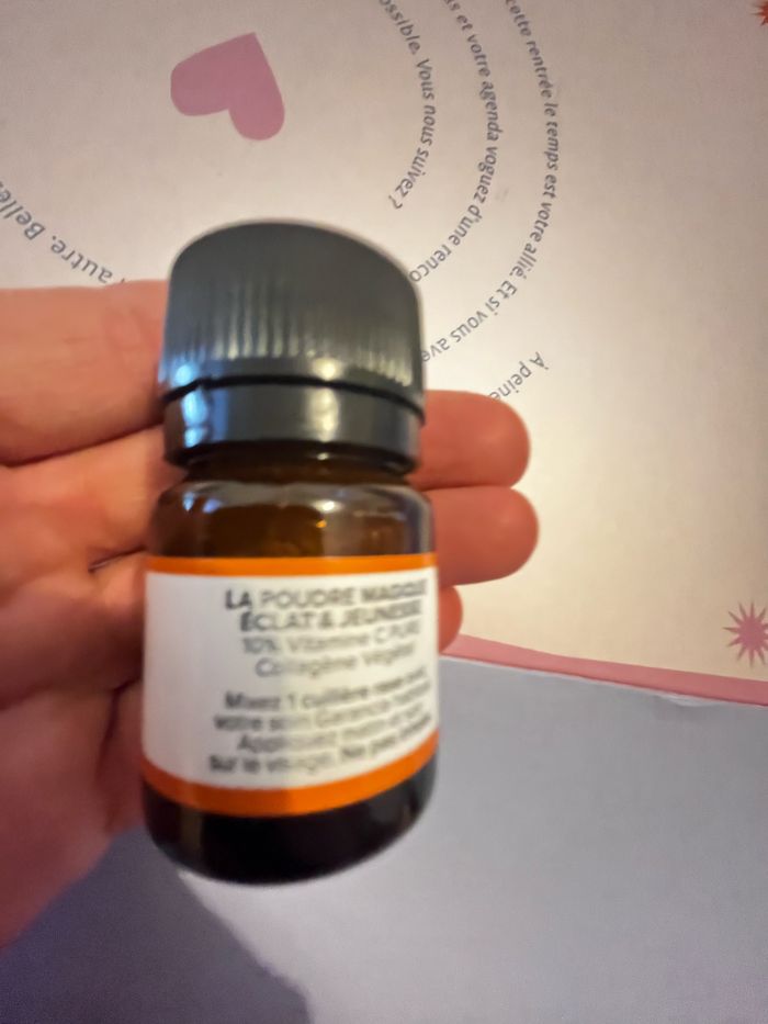 Soin visage, poudrée magique jeunesse - photo numéro 3