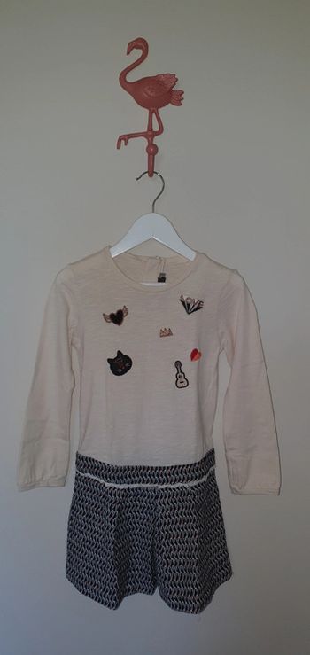 Robe Catimini taille 6 ans en excellent état