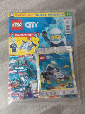 Magazine Lego City - Patrouilleur sous-marin + plongeur