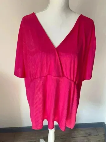 Tee shirt rose fuchsia taille 54/56
