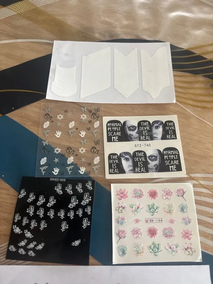 Lots de stickers pour ongles - photo numéro 2