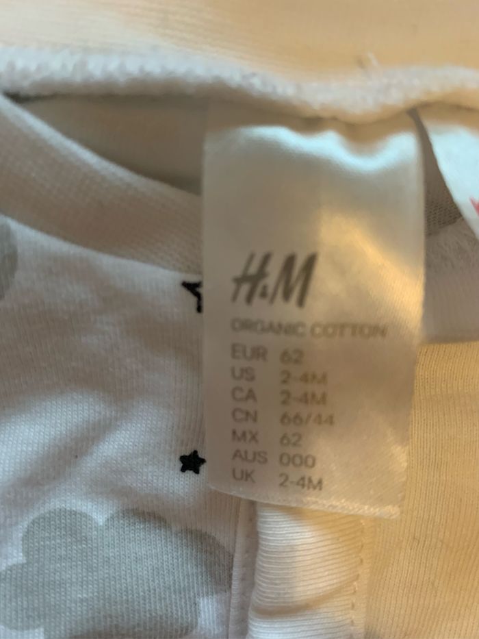 Pyjamas sans pieds H&M 2/4 mois - photo numéro 5