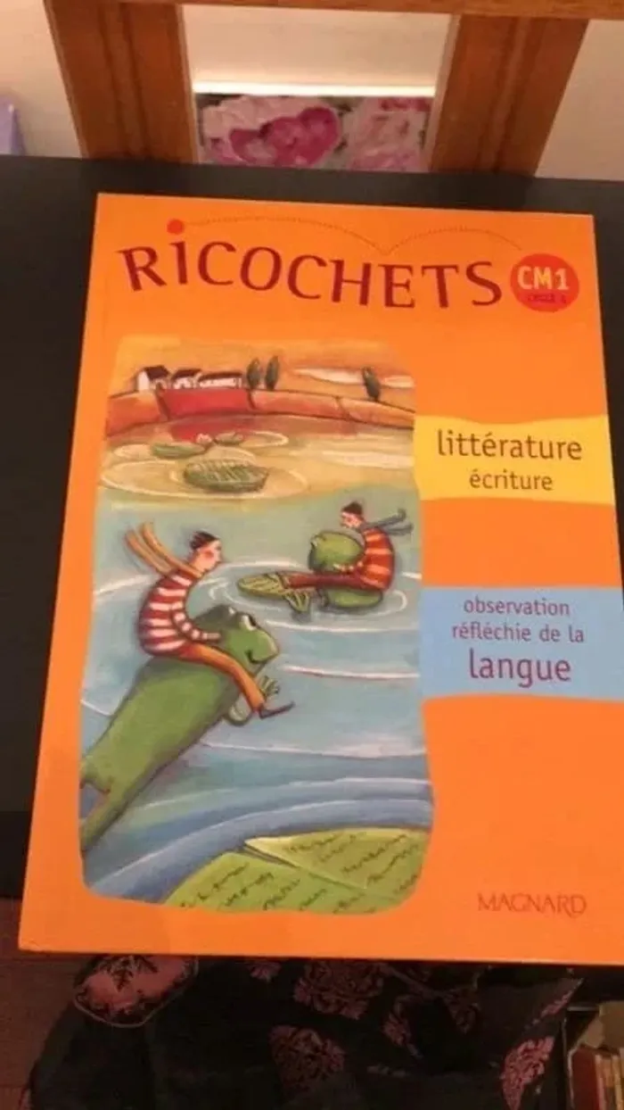 Livre pour parents et enseignants français et écriture CM1