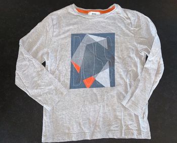 t shirt Hugo boss  6 ans  manches longues  gris