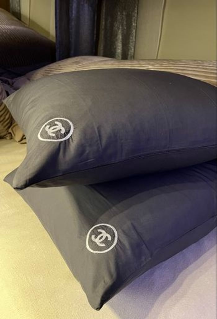 Taie d'oreiller brodé - photo numéro 6