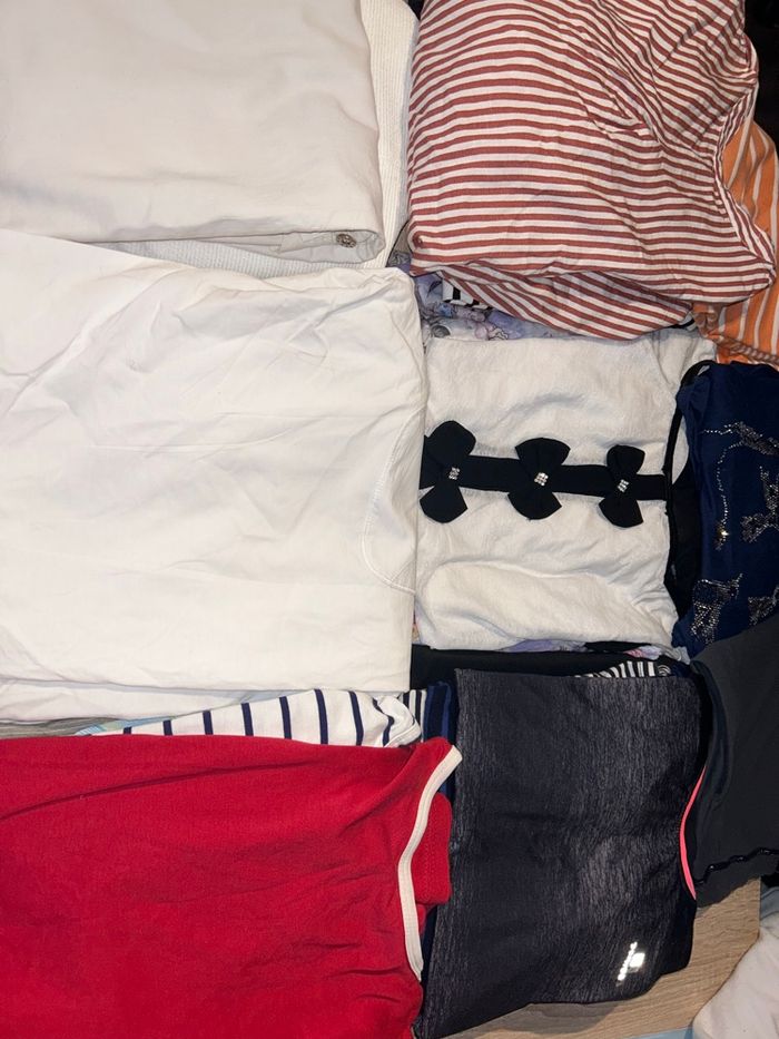 36 vêtements / femme / 42-44-46 - photo numéro 2