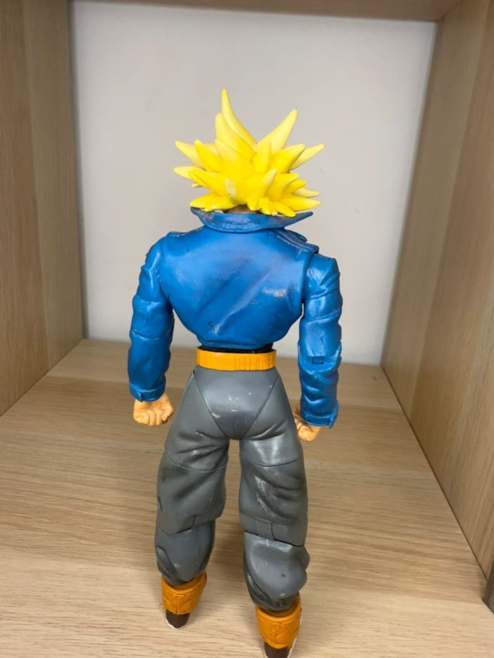Figurine articulé trunk dragon ball - photo numéro 2