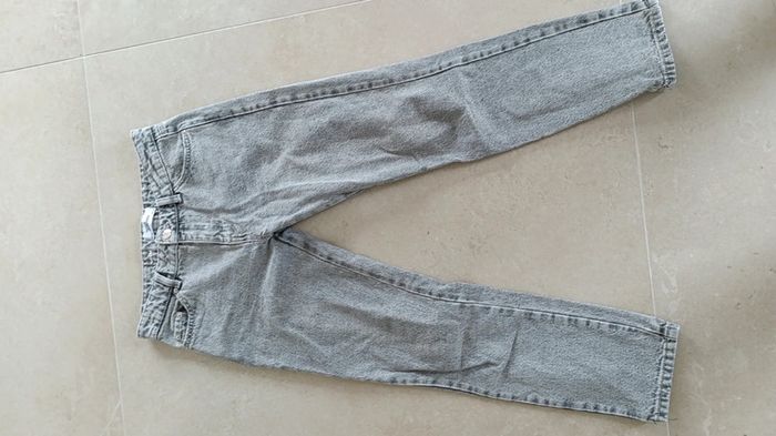 Jean mom