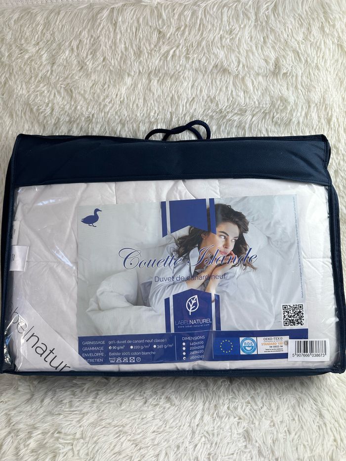 Couette duvet de canard été islande bio label nature taille 260x240 cm