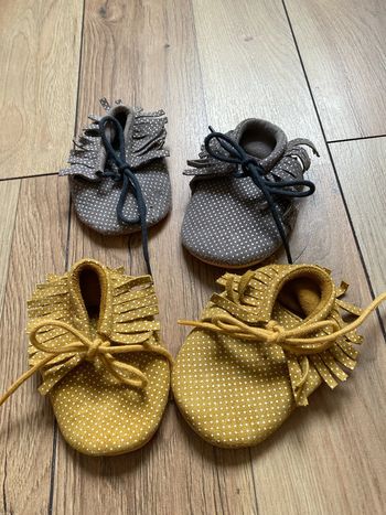 Lot chaussons cuir