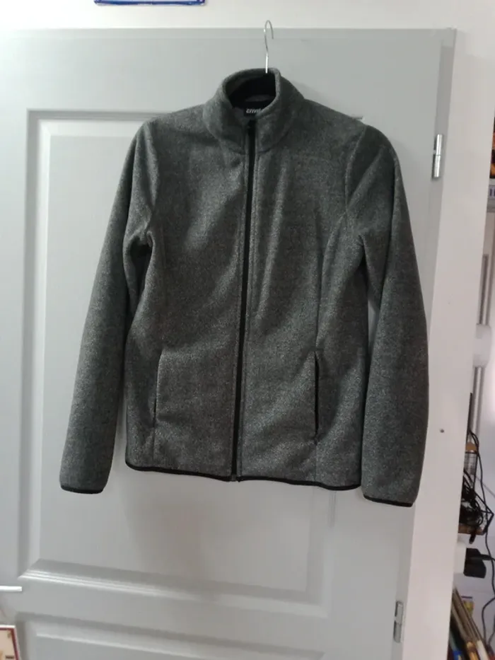 Veste polaire grise