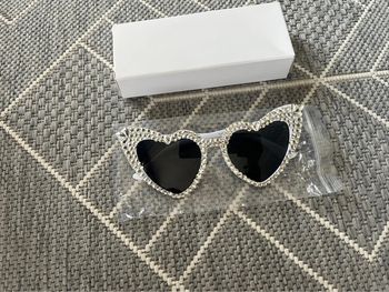 Lunette de soleil strass