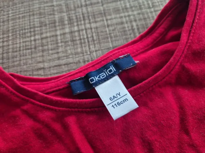 Lot T-shirts de Noël 6 ans en très bon état ! - photo numéro 4