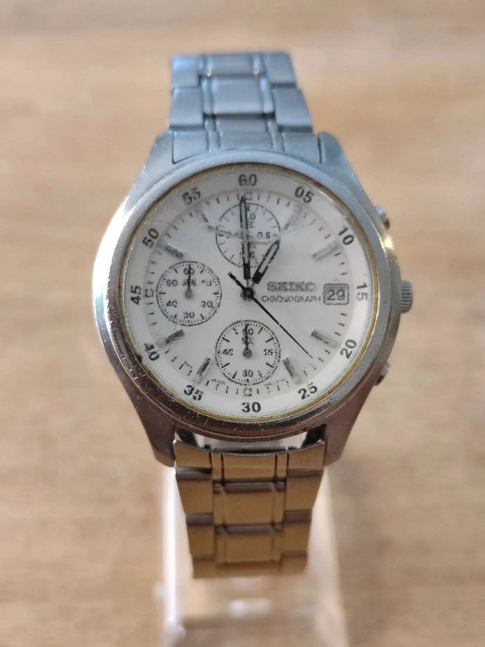 Montre Chronographe Seiko V657 7100