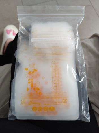 Pochette de conservation pour lait maternel