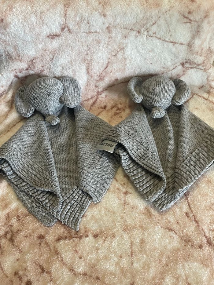 Lot Doudou plat tricot éléphant gris Tembo Nattou