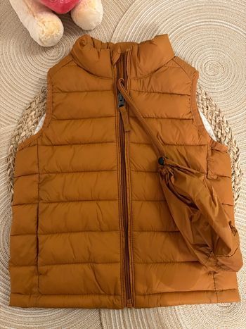 Doudoune sans manche neuve 3 ans