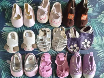 Gros lot de 9 paires de chaussons et chaussures pour bébé fille 3 à 12 mois