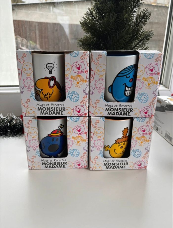 5 tasses - mugs - Monsieur Parfait - Madame Casse pied - Madame Boulot - Madame autoritaire