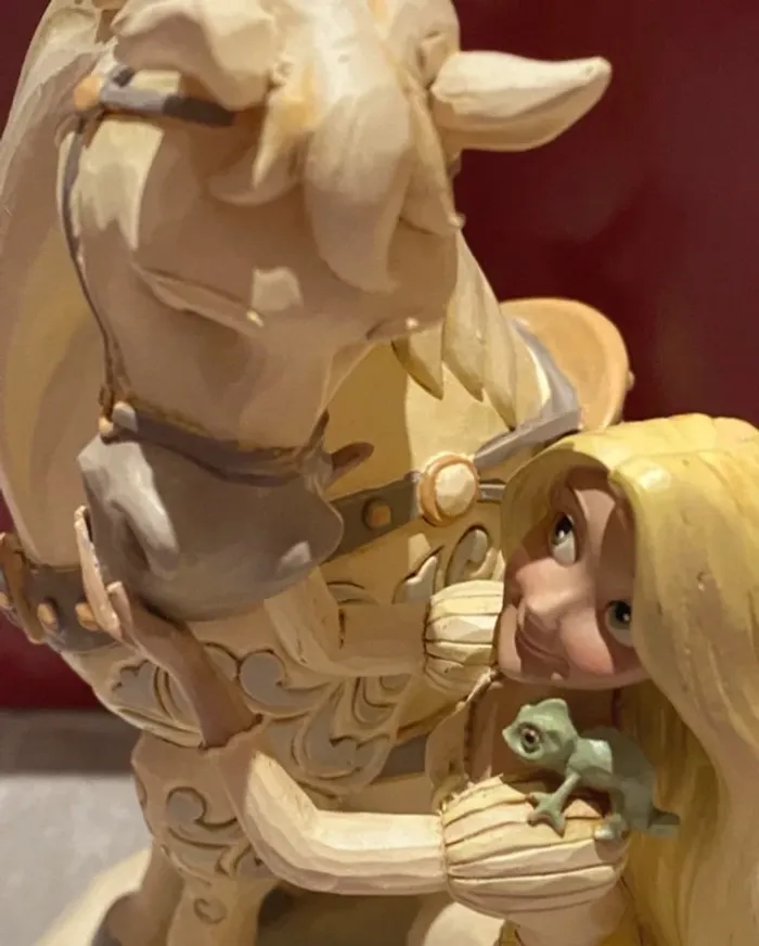Figurine disney traditions raiponce woodland - photo numéro 2