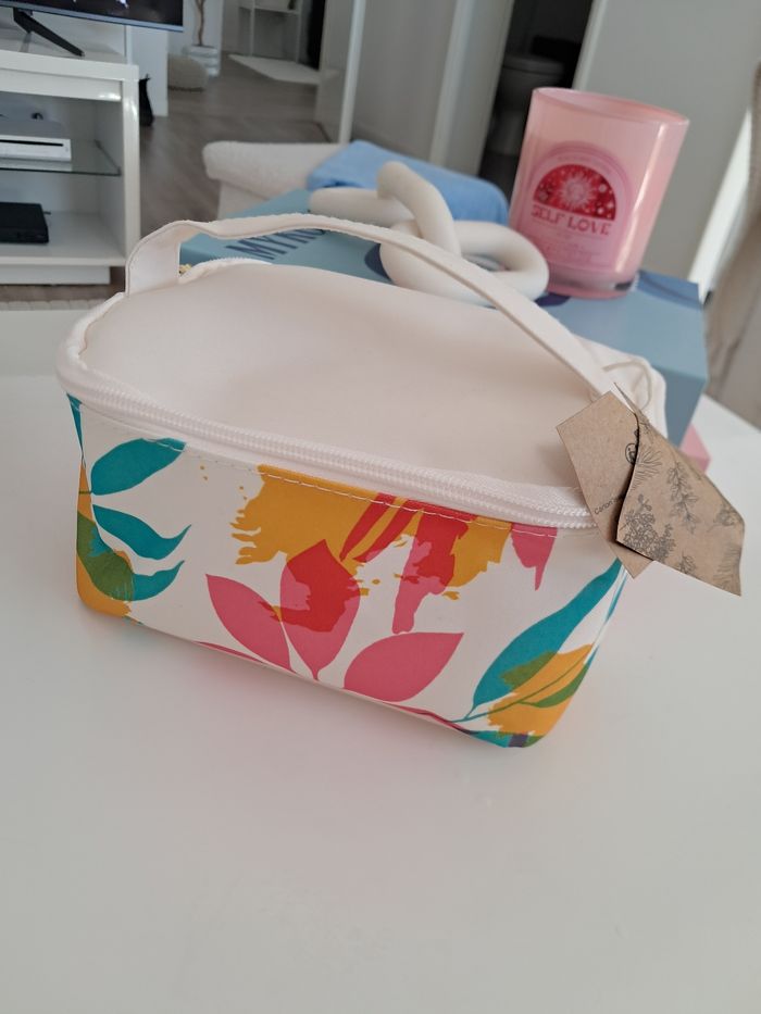 Trousse de toilette