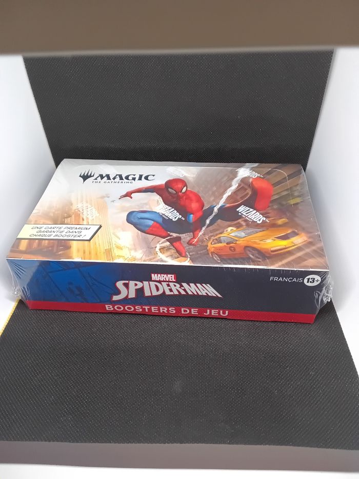 Magic spiderman display