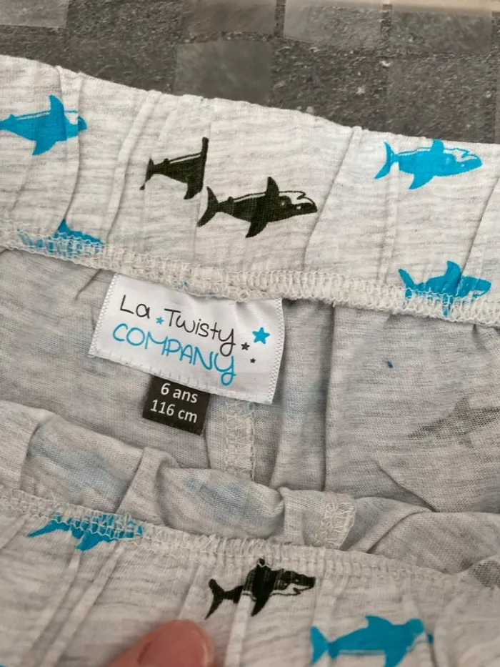 Pyjama été requin 6 ans - photo numéro 7